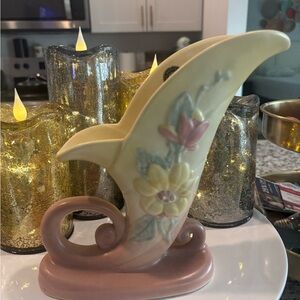 Vintage Hull Art Pottery Magnolia vase